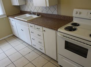 986 Winchester Ave APT 1, Lincoln Park, MI 48146
