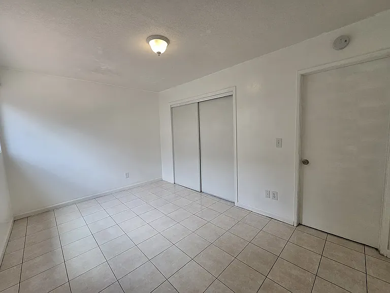 1244 Circle City Dr #A — Photo 35