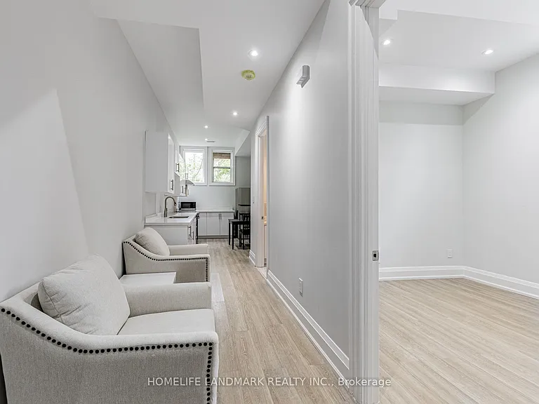 146 Pitt Ave #LOWER — Photo 4
