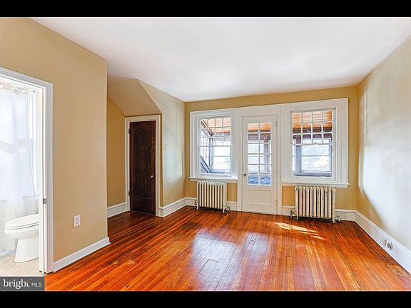 4th image of 953 Fillmore St