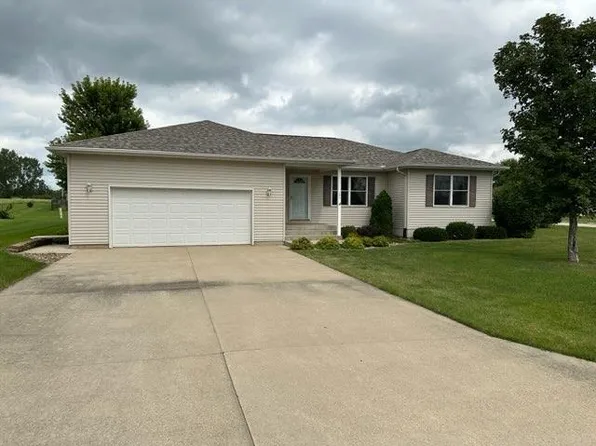 201 Pine Ct, Charles City, IA 50616