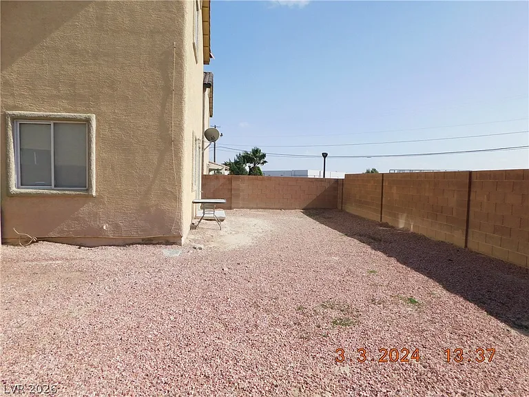 133 Rosa Rosales Ct — Photo 2