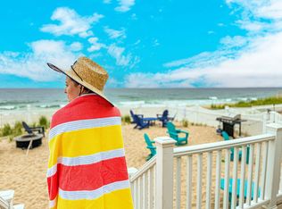 102 Central Ave #1, Salisbury, MA 01952