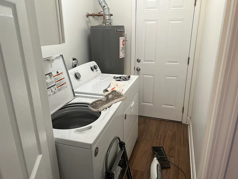 240 16th St — Photo 9