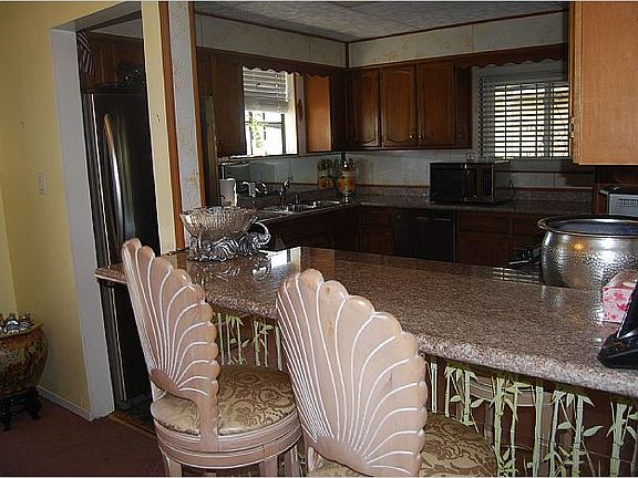3rd image of 6058 Fair Ave