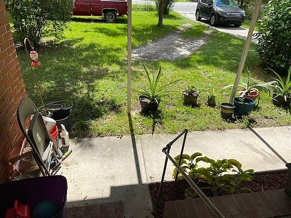 4th image of 432 University Dr