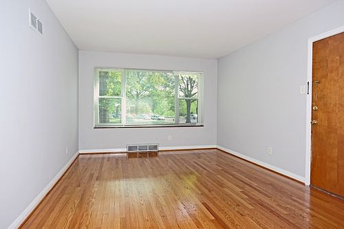 3rd image of 6429 Loughborough Ave APT 2E