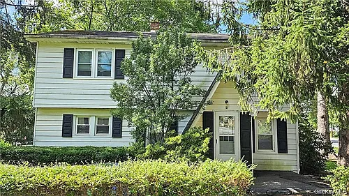 2 Murray Ave Photo 1
