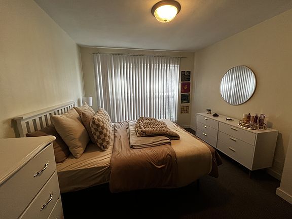 5th image of 2713 Thomas Dr #11406789