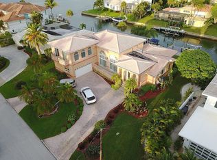 572 Yawl Ln, Longboat Key, FL 34228