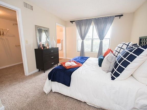 4th image of 8678 Key Royale Ln APT 201