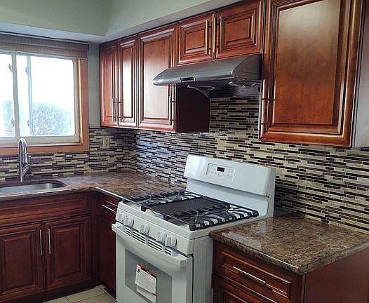 2nd image of 126 Washington Ave #1