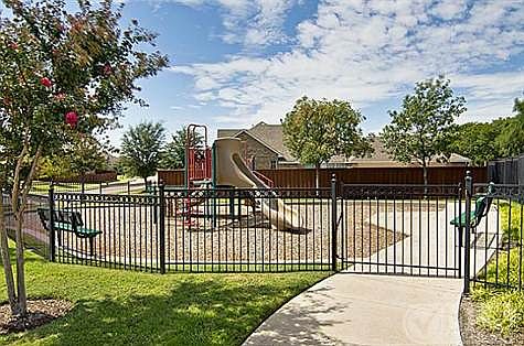 5th image of 1727 Teakwood Dr