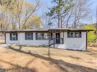 1193 Roberts Dr, Buford, GA 30518