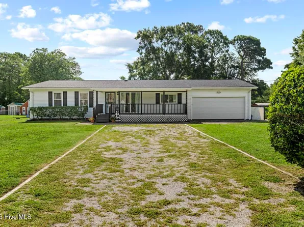2828 Easy Street, Newport, NC 28570