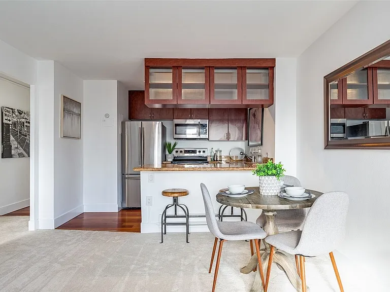 1105 Spring St #1309 — Photo 16