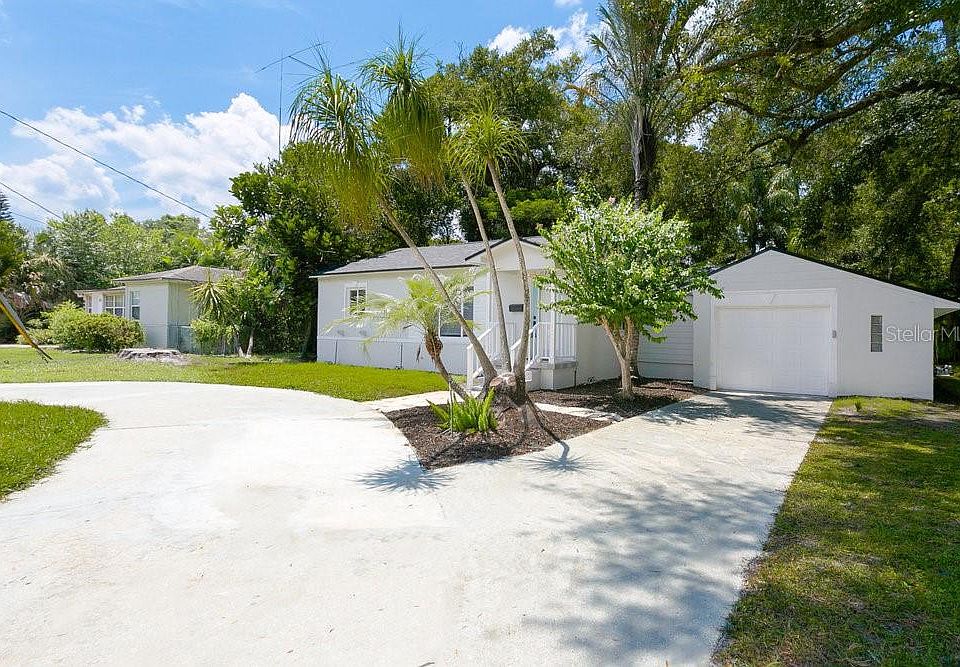 1st image of 1124 N BUMBY AVENUE