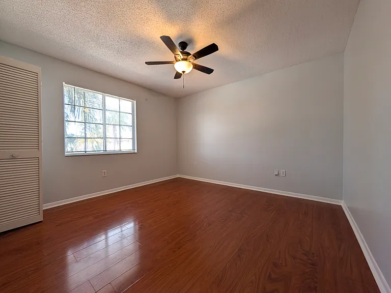 11435 Georgetown Cir — Photo 29