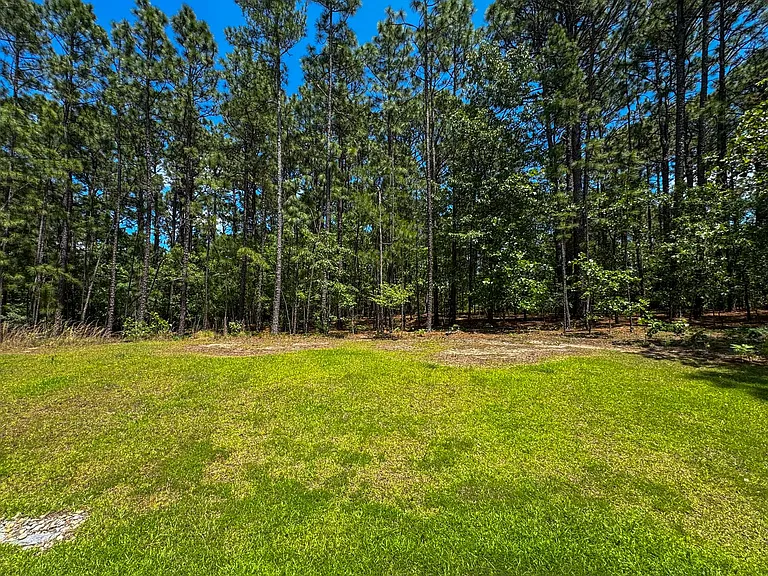 7550 Hillside Ave — Photo 34