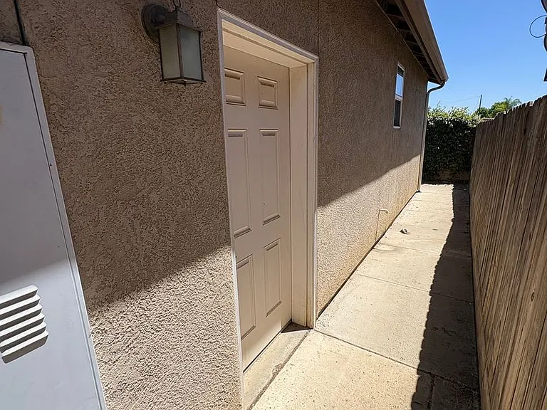 3310 N Tilden Ct — Photo 41
