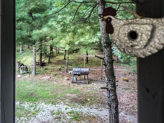 5th image of 615 Jennings Creek Ln