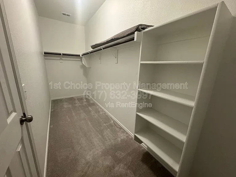 8132 Cedar Lake Ln — Photo 6