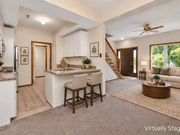 1183 S 52nd St Unit 1303, West Des Moines, IA 50265