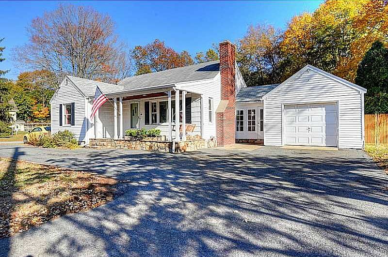 241 Newman Ave, Seekonk, MA 02771 Zillow