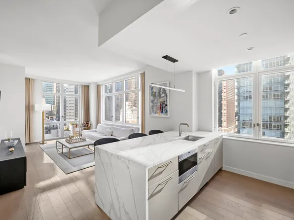 305 East 51st Street image 1 of 17