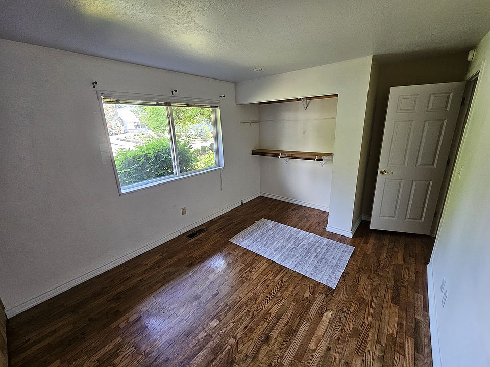 1st image of 11728 NE 144th Pl