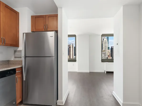 35 West 33rd Street image 9 of 19