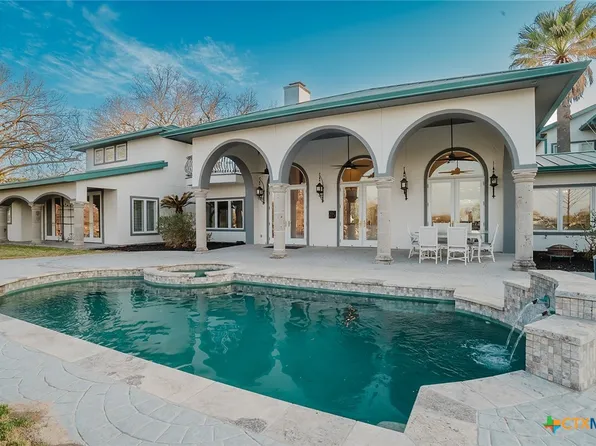 850 Lakeview Trl, Mc Queeney, TX 78123