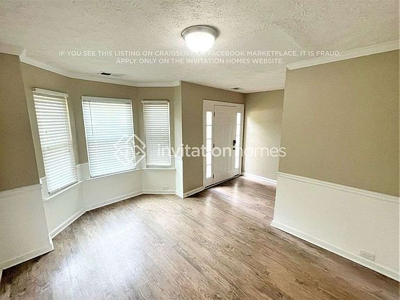 2nd image of 879 Longbranch Ln