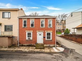 2004 Gregory St, Pittsburgh, PA