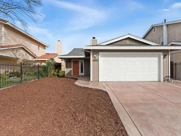 943 Rancho Roble Way, Sacramento, CA 95834