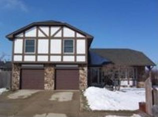 1640 Chesapeake Dr, Hoffman Estates, IL 60192