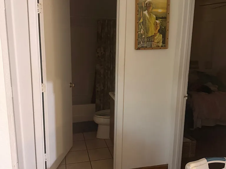 450 Palm Dr #6 — Photo 3