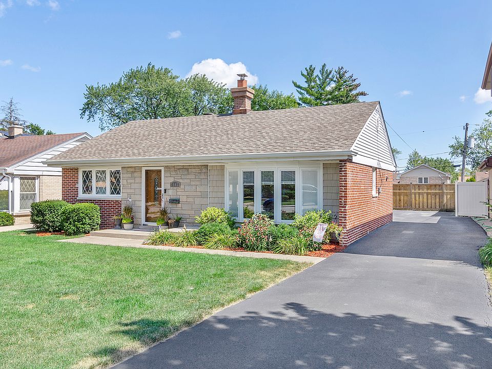 1st image of 7943 N Nora Ave