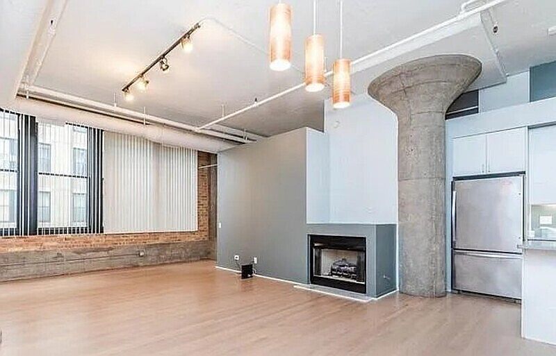 1st image of 728 W Jackson Blvd APT 413