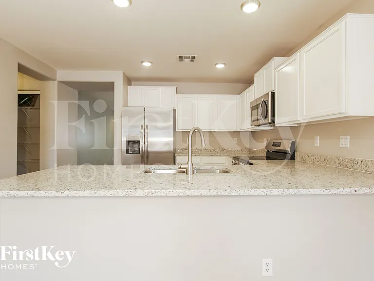 11597 W Vogel Ave — Photo 7