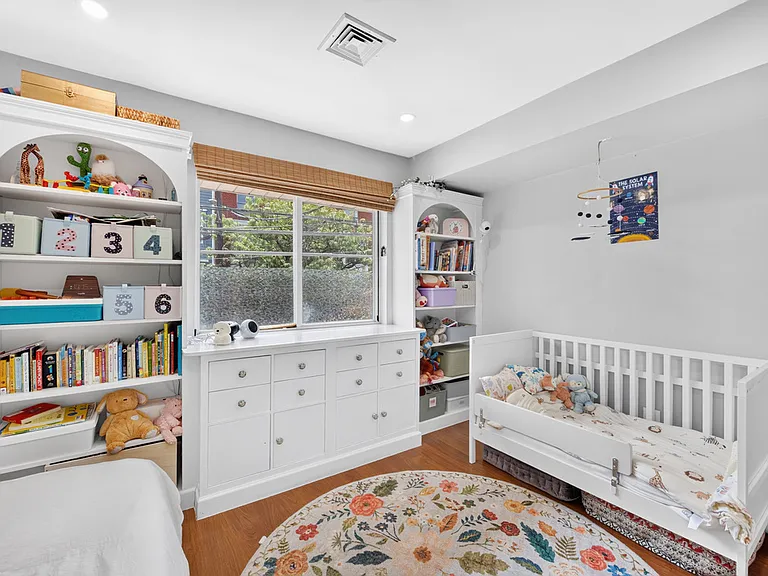 311 Palisade Ave #2A — Photo 15