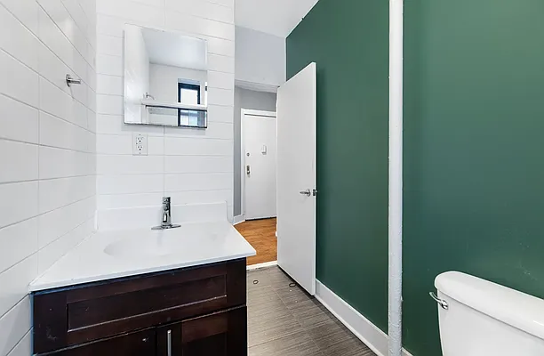 Rented by REAL New York | media 23