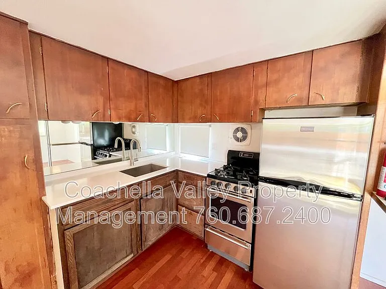 134 Fondulac St — Photo 9