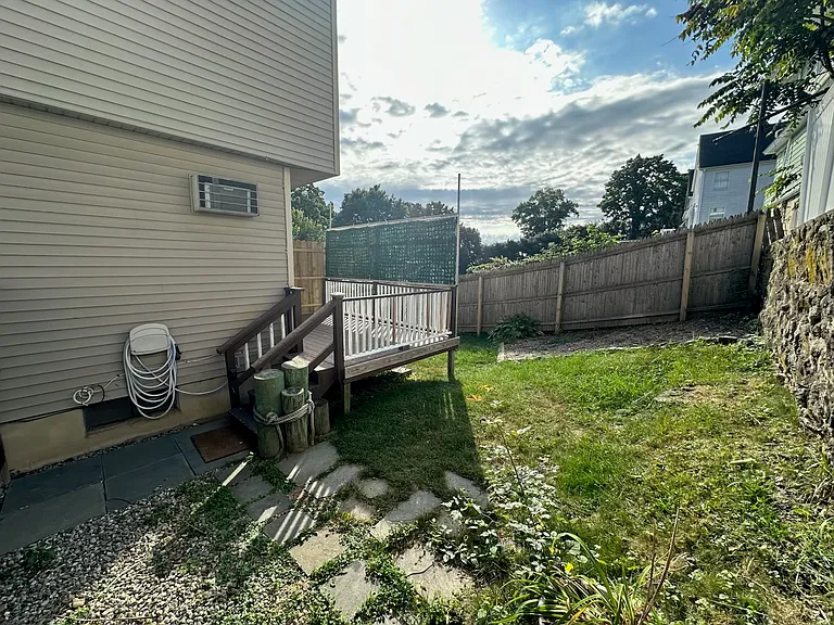 26 W Couch St — Photo 14
