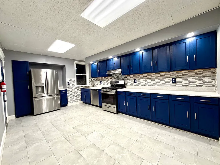 3526 Oakmont St — Photo 3