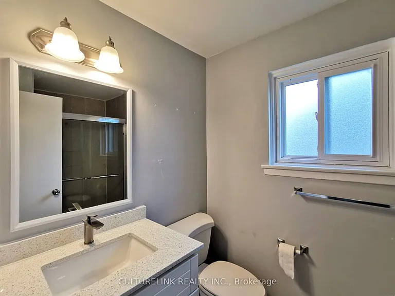 18 Westwater Dr — Photo 21