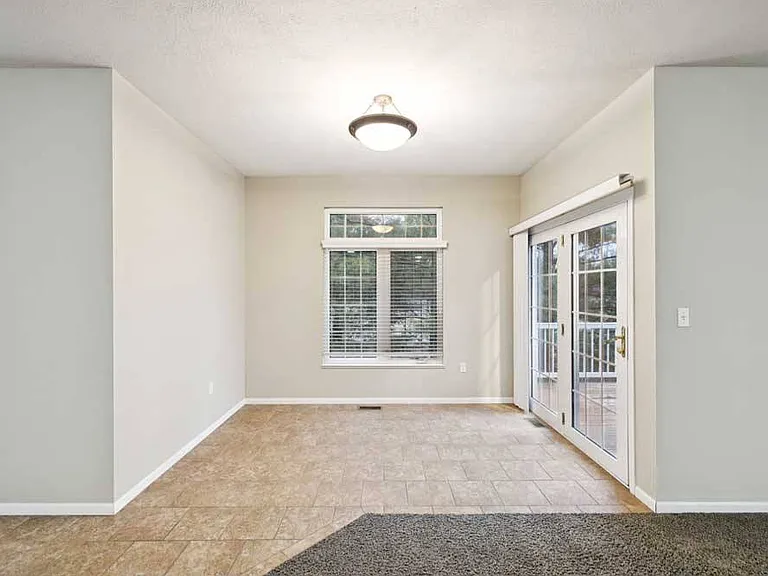 Stone Ridge Estates Apartments & Duplexes — Photo 155