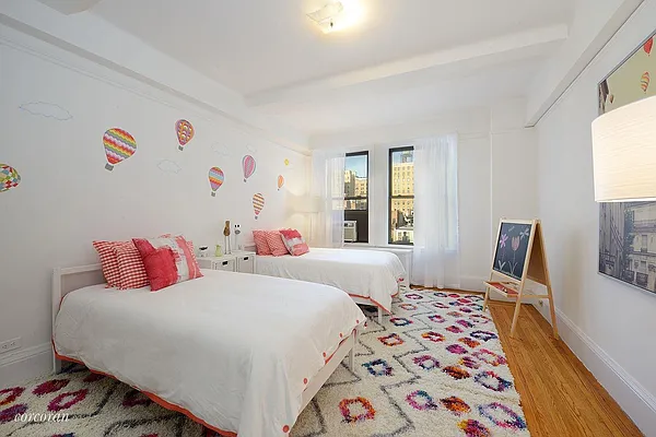 Sold by Corcoran | media 16