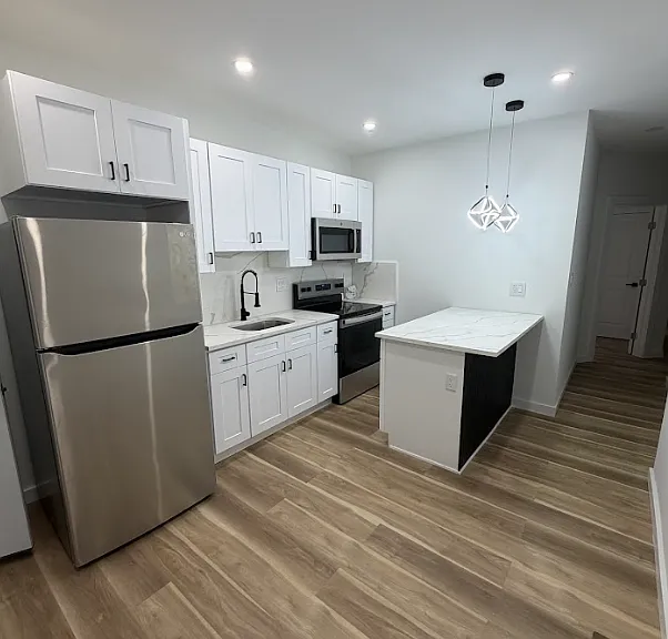 6112 Walnut St #1 — Photo 2