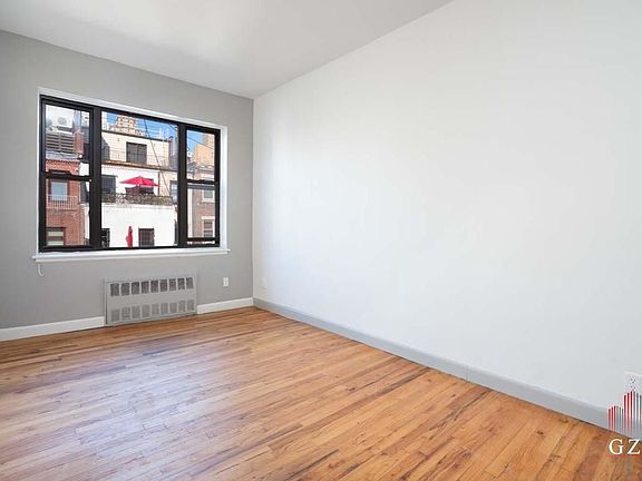 2nd image of 51 W 68th St #5R